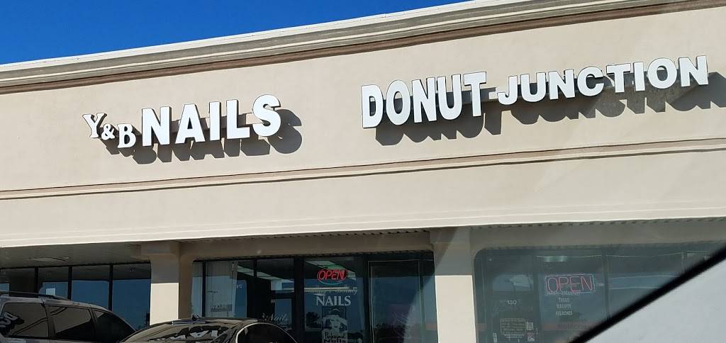 Donut Junction | restaurant | 130 1st St E, Humble, TX 77338, USA | 2814460019 OR +1 281-446-0019