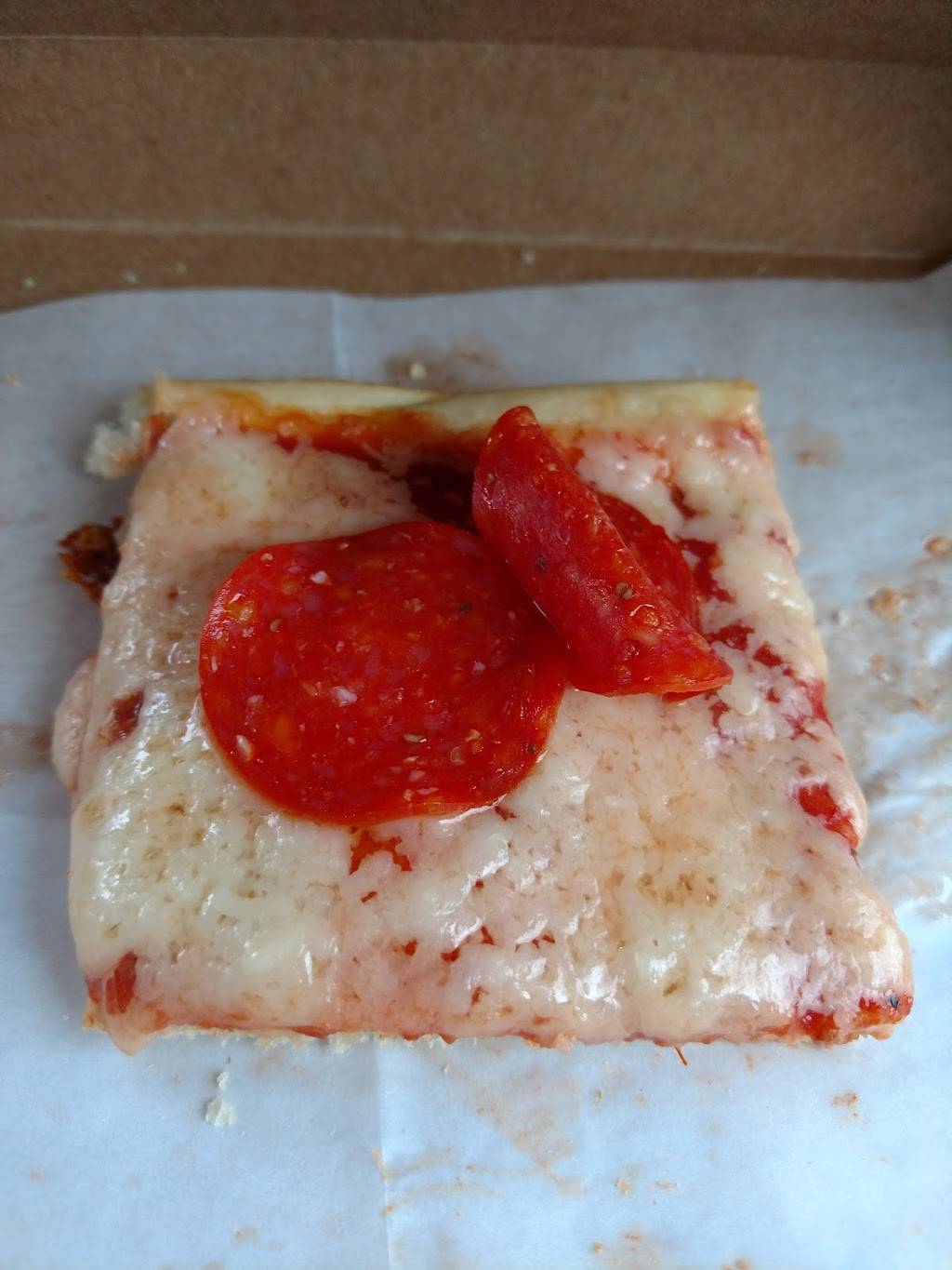 Walthers Hill House | restaurant | 444 W Maiden St, Washington, PA 15301, USA | 7242258858 OR +1 724-225-8858