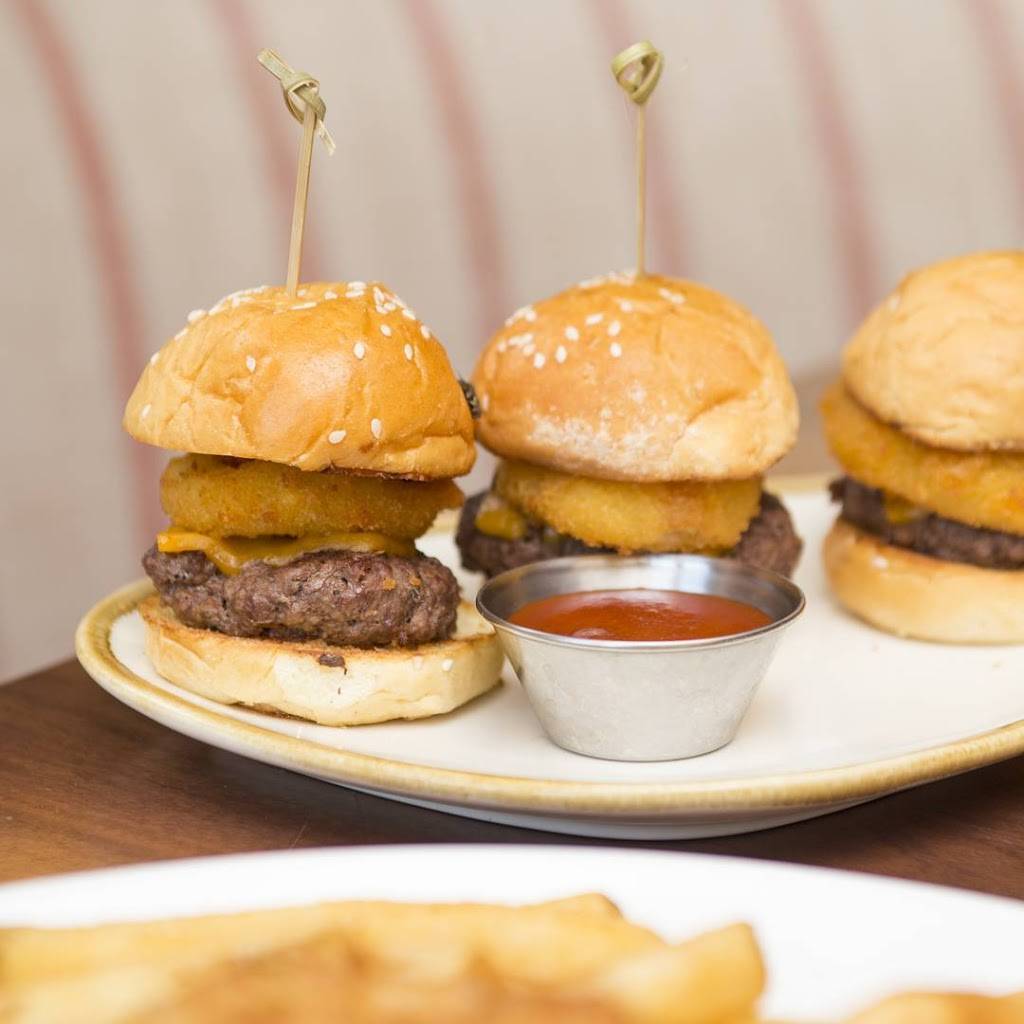 FISHBAR | restaurant | 3801 Highland Ave, Manhattan Beach, CA 90266, USA | 3107960200 OR +1 310-796-0200