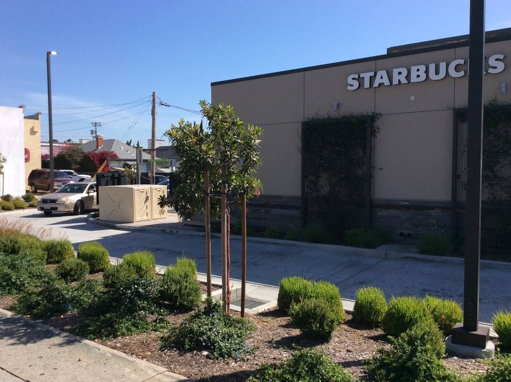 Starbucks Drive-thru | cafe | 682 W 9th St, San Pedro, CA 90731, USA | 4242649147 OR +1 424-264-9147