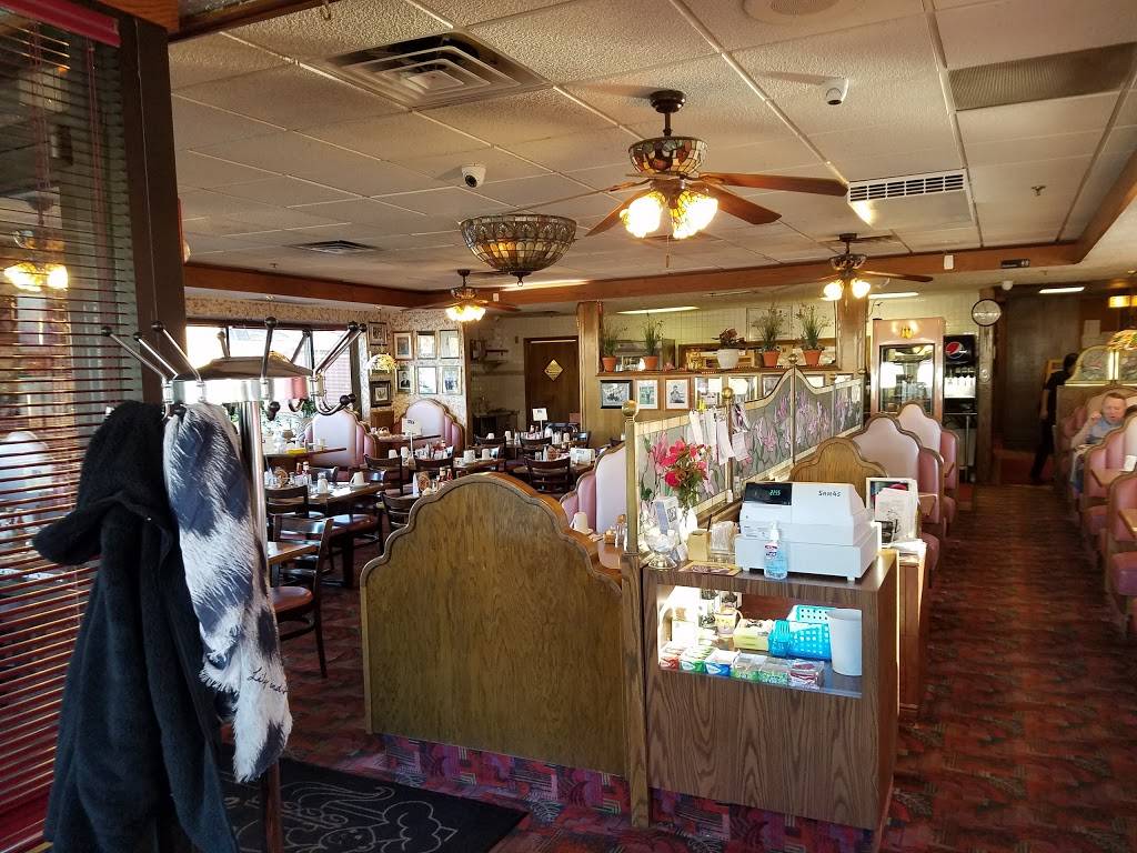 Le Petite Cafe | cafe | 1855 S Mannheim Rd, Westchester, IL 60154, USA | 7083444100 OR +1 708-344-4100