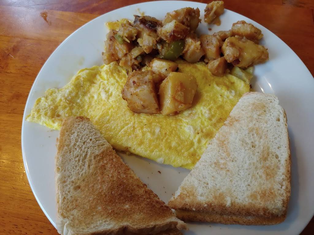 Krissys Korner | restaurant | 1200 Barnum Ave, Stratford, CT 06614, USA | 2038708038 OR +1 203-870-8038