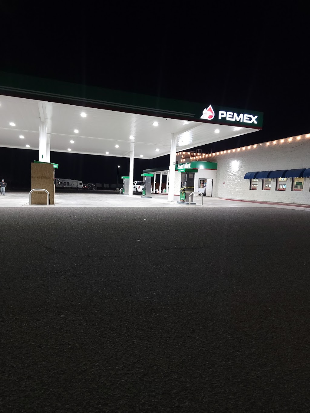 High Desert Truck Stop | restaurant | 15655 US-395, Victorville, CA 92394, USA | 7602463211 OR +1 760-246-3211