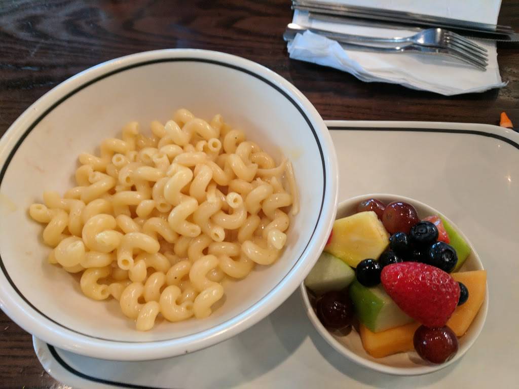 Corner Bakery Cafe | cafe | 1025 Camino De La Reina #3, San Diego, CA 92108, USA | 6196920423 OR +1 619-692-0423