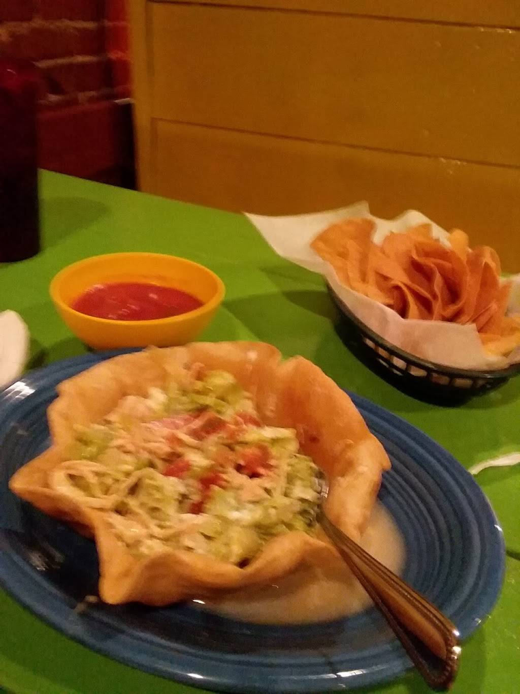 Los Gallos Mexican Grill | restaurant | 128 S Vine St, Arthur, IL 61911, USA | 2179281053 OR +1 217-928-1053