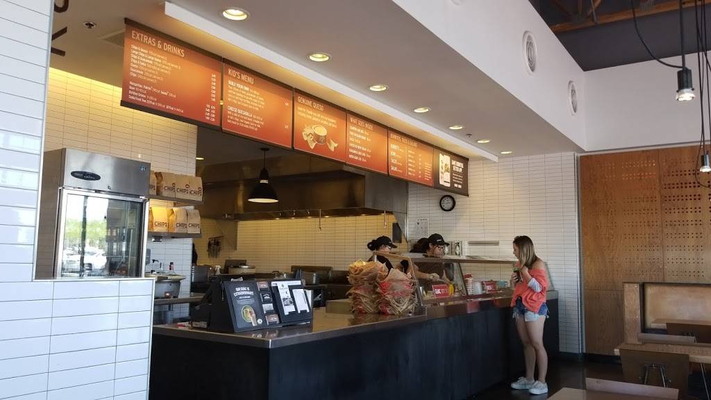 Chipotle Mexican Grill | restaurant | Ste #1, 3009 W Agua Fria Fwy Ste #1, Phoenix, AZ 85027, USA | 4802850923 OR +1 480-285-0923