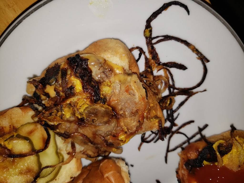 Markies Pizza | restaurant | 14401 E 9 Mile Rd, Warren, MI 48089, USA | 5867729580 OR +1 586-772-9580