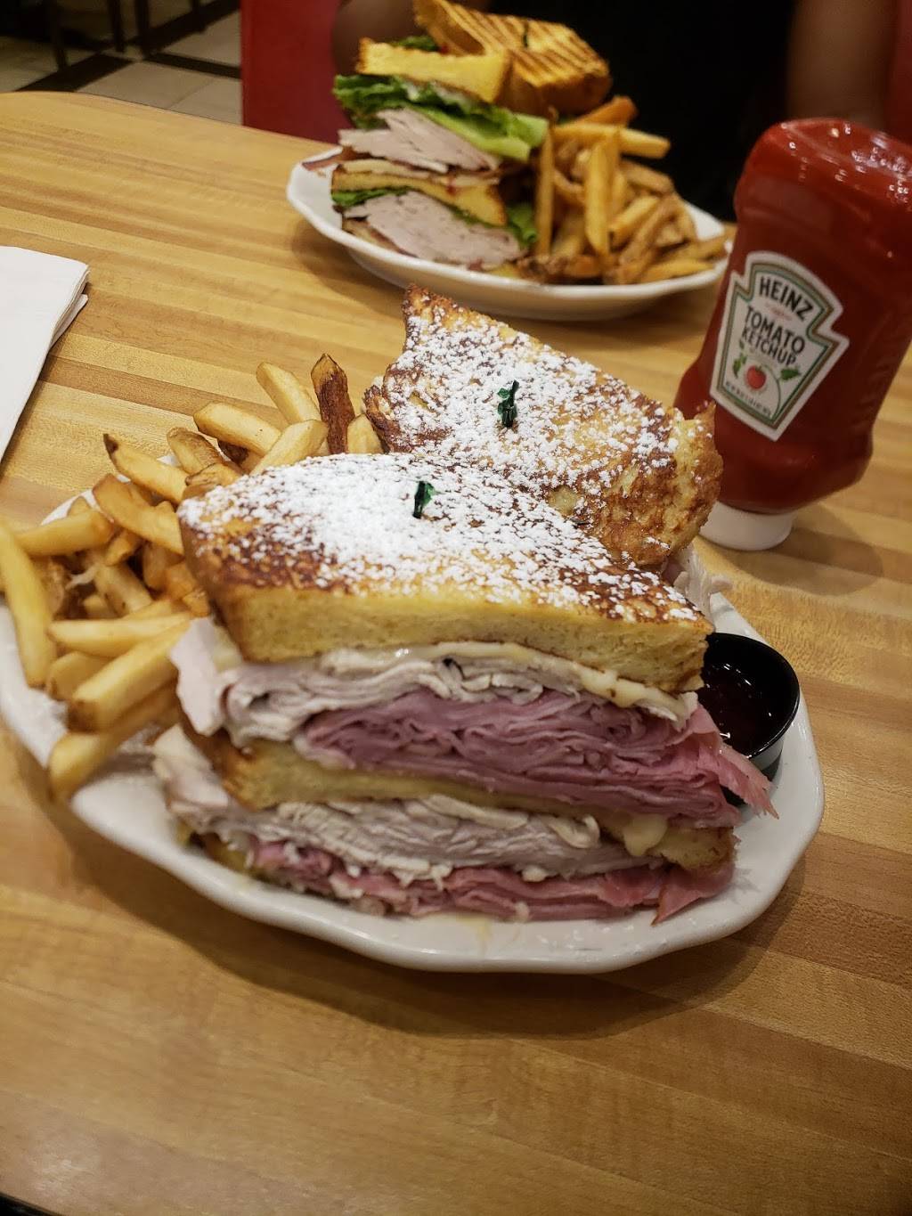 Kenny and Ziggys | restaurant | 5172 Buffalo Speedway, Houston, TX 77005, USA | 8327671136 OR +1 832-767-1136