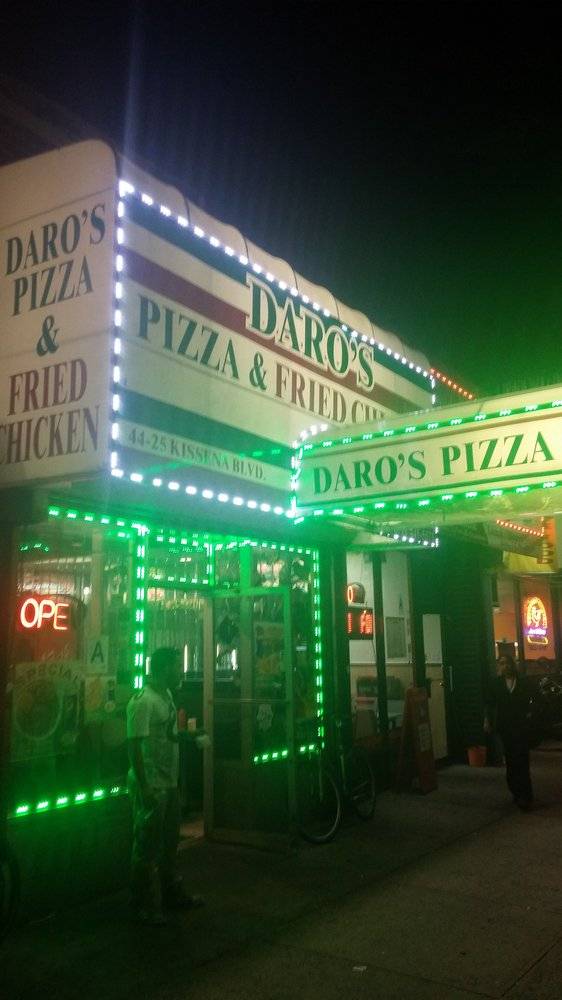 Daros Pizza & Chicken | restaurant | 4425 Kissena Blvd, Flushing, NY 11355, USA | 7184455572 OR +1 718-445-5572