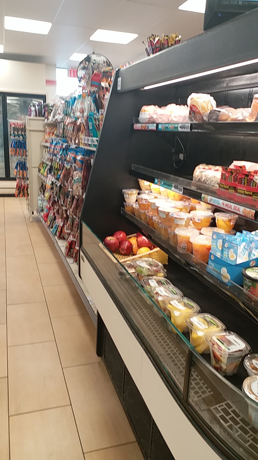 7-Eleven - Closed | bakery | 5455 Reisterstown Rd, Baltimore, MD 21215, USA | 4107645652 OR +1 410-764-5652