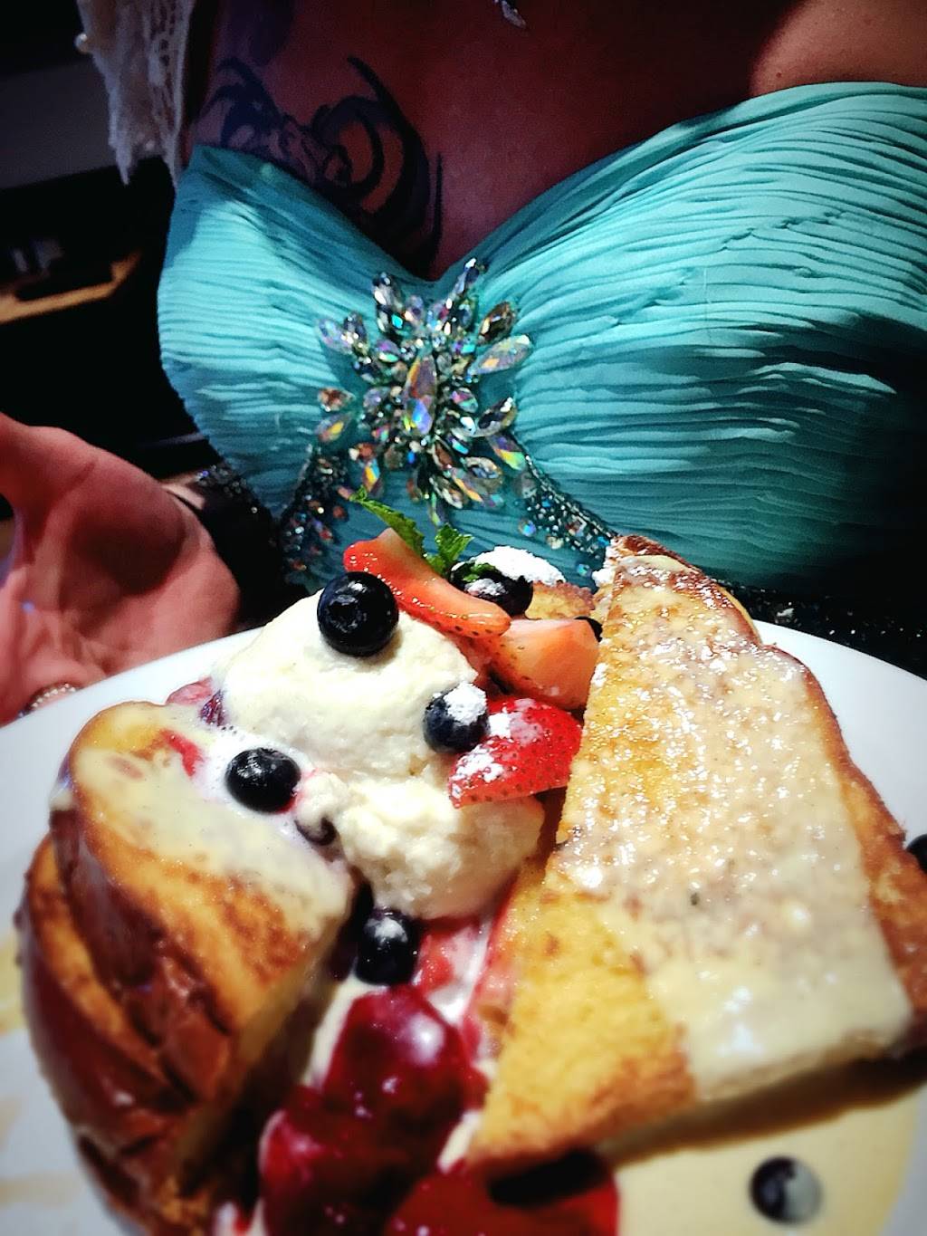 Green Eggs Cafe | cafe | 719 N 2nd St, Philadelphia, PA 19123, USA | 2159223447 OR +1 215-922-3447