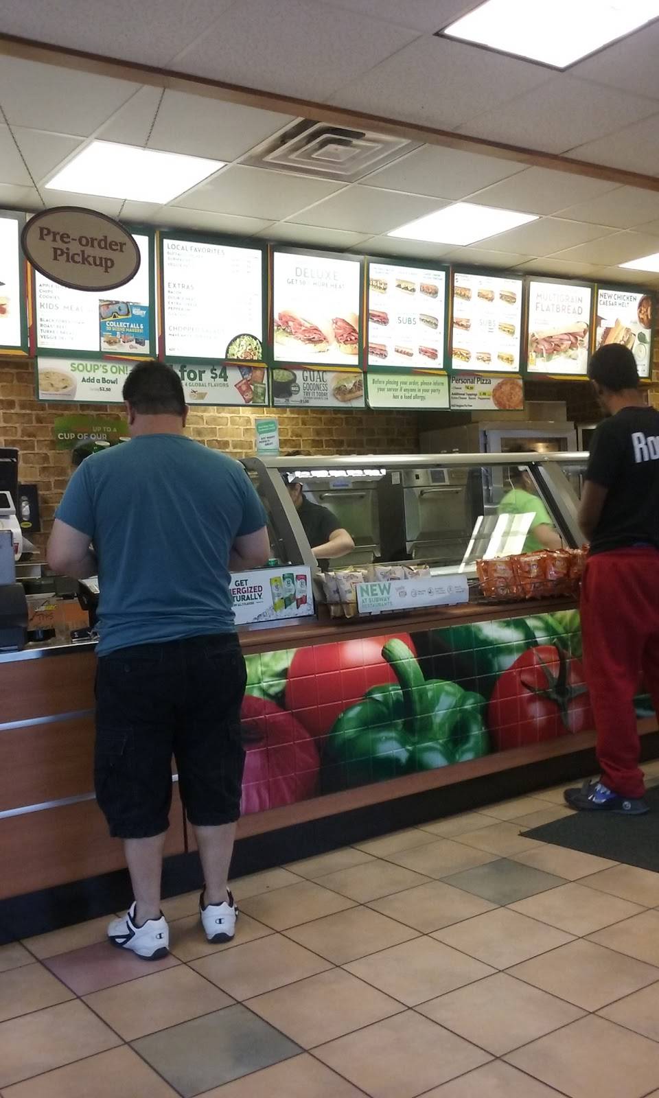 Subway | restaurant | 707 Western Ave, Lynn, MA 01905, USA | 7815846153 OR +1 781-584-6153