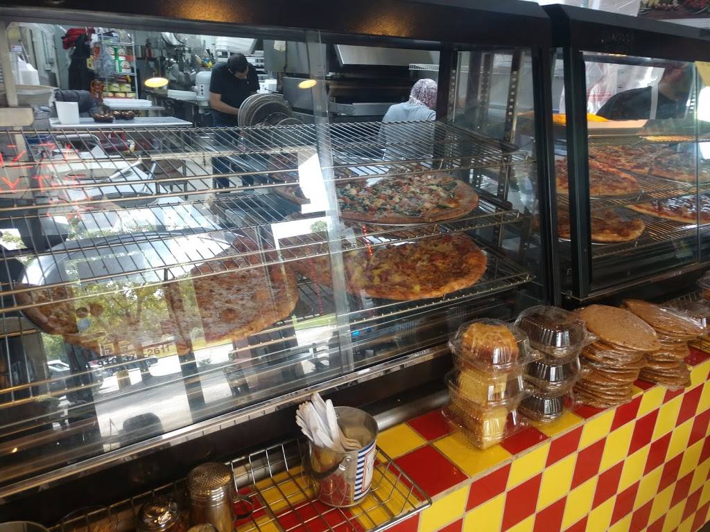 Family Pizza & Subs | meal delivery | 6500, 1735 Reed Rd NE, Leland, NC 28451, USA | 9103712611 OR +1 910-371-2611