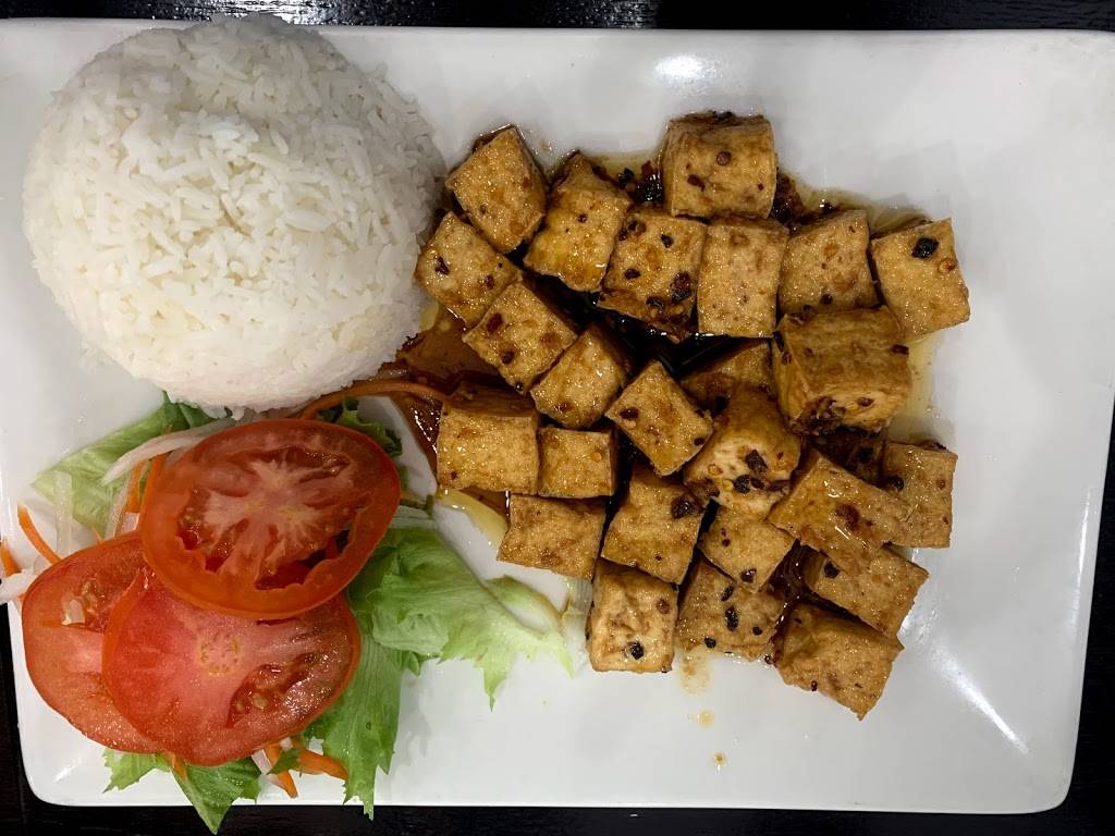 Bistro Viet house | restaurant | 181 Fremont Hub Courtyard, Fremont, CA 94538, USA | 5107423988 OR +1 510-742-3988