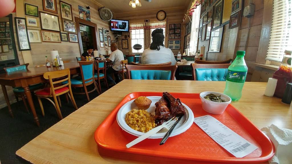 Mrs Bs Home Cooking | restaurant | 415 Air Base Blvd, Montgomery, AL 36108, USA | 3342645495 OR +1 334-264-5495