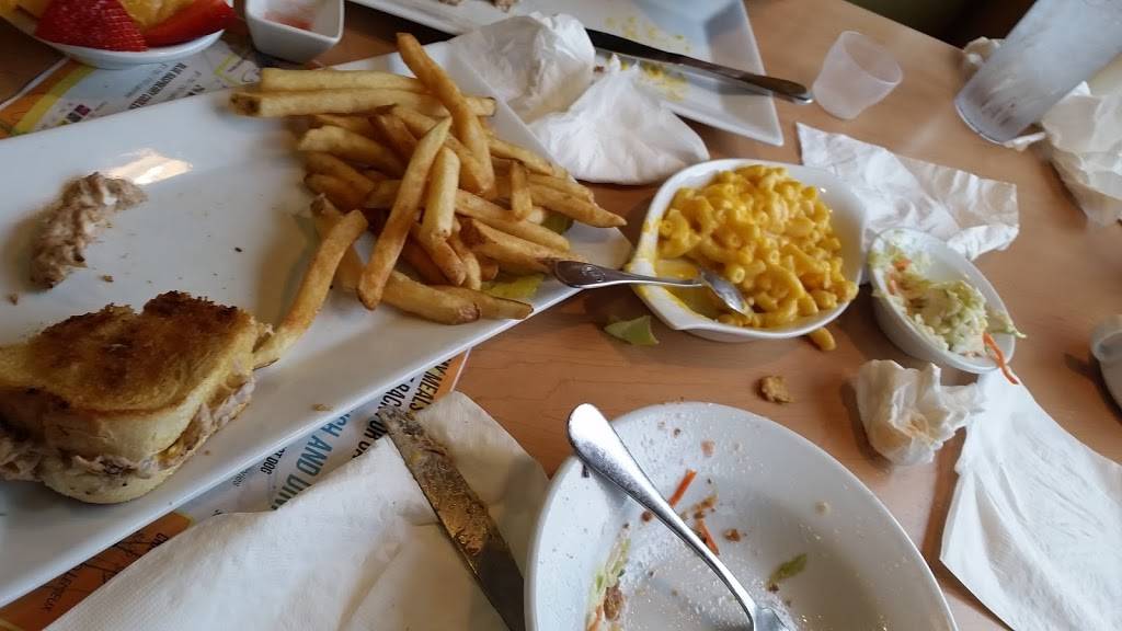 Kings Family Restaurants | bakery | 5800 Grand Ave, Pittsburgh, PA 15225, USA | 4128930460 OR +1 412-893-0460