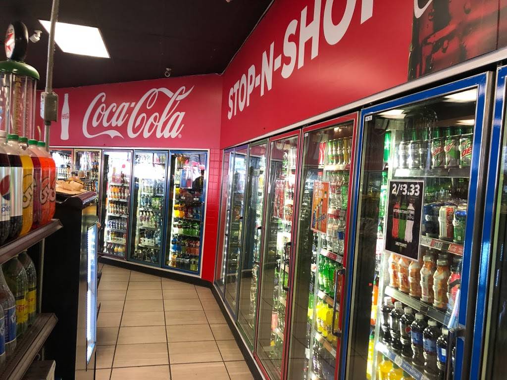 Stop N Shop | restaurant | 1700 E Lake St, Minneapolis, MN 55407, USA | 6127281647 OR +1 612-728-1647