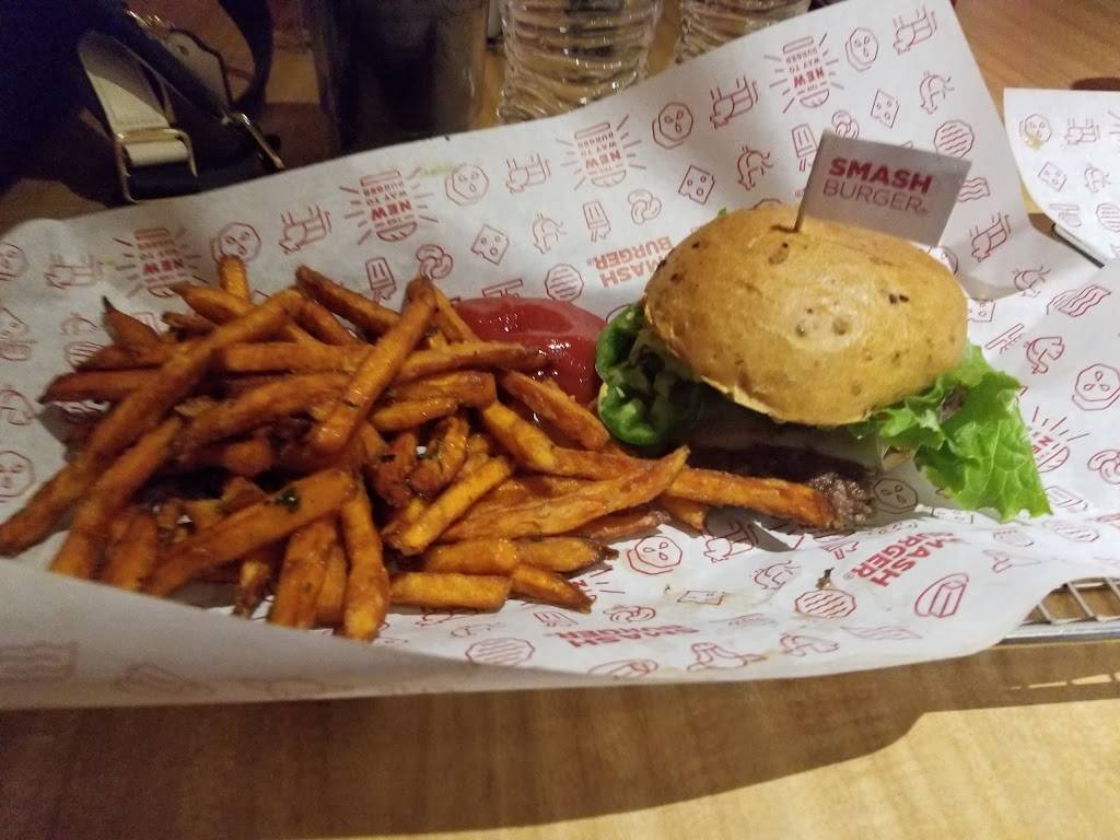 Smashburger | restaurant | 2925 S Alma School Rd Ste 8, Chandler, AZ 85286, USA | 6028920658 OR +1 602-892-0658
