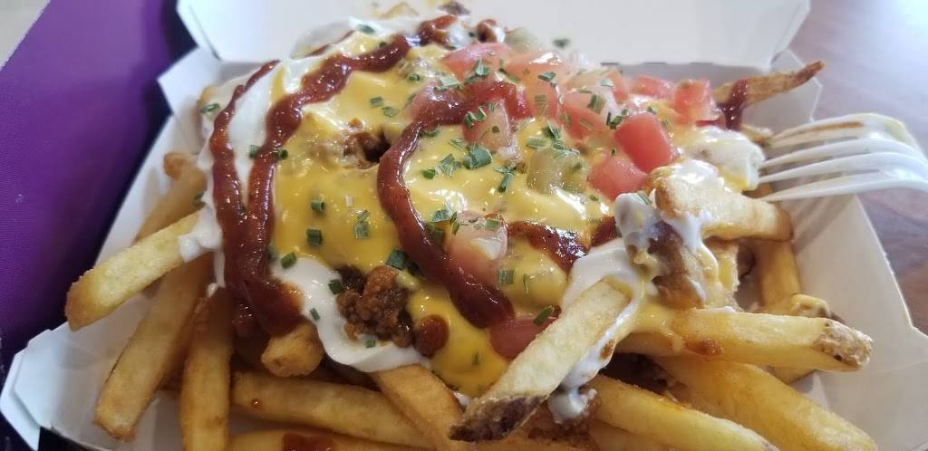 Taco Bell | meal takeaway | 164 Boulevard Gréber, Gatineau, QC J8T 6K2, Canada | 8195612663 OR +1 819-561-2663