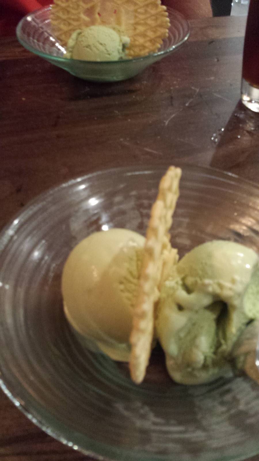 Alcentro Trattoria | restaurant | 109 3rd St, Bloomingdale, IL 60108, USA | 2243536047 OR +1 224-353-6047