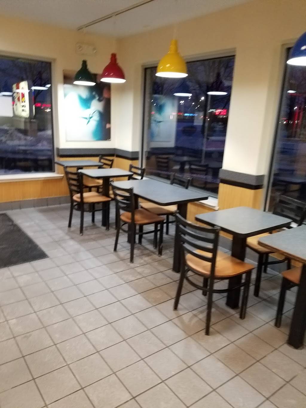 KFC | restaurant | 3028 Reflection Dr, Naperville, IL 60564, USA | 3313056826 OR +1 331-305-6826