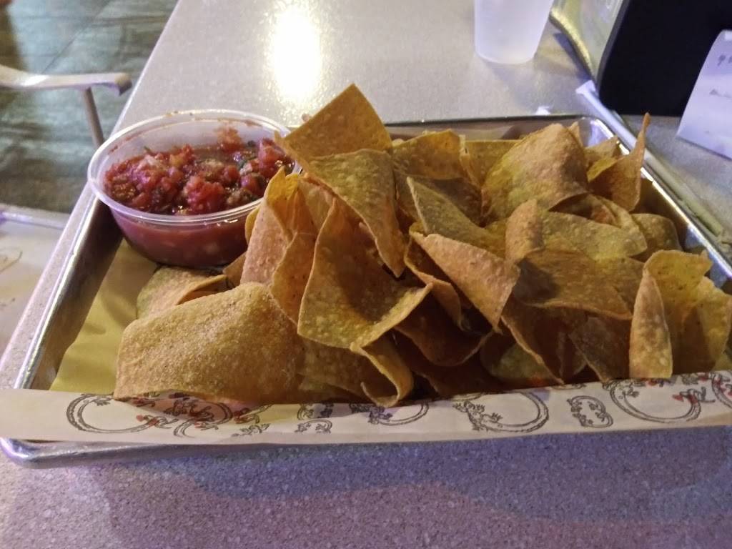 Tijuana Flats | restaurant | 1099 W Orange Blossom Trail, Apopka, FL 32712, USA | 3212488698 OR +1 321-248-8698