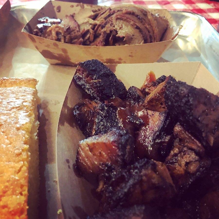 District KC BBQ | restaurant | 10275 Bristow Center Dr, Bristow, VA 20136, USA | 7034202899 OR +1 703-420-2899