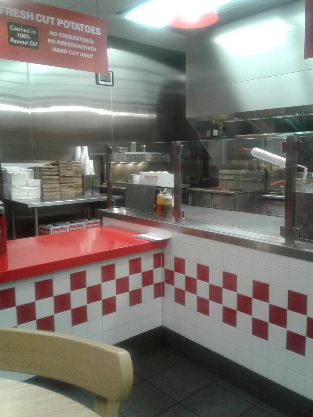 Five Guys | meal takeaway | 2750 Mall Dr Suite 320, Las Cruces, NM 88011, USA | 5755225100 OR +1 575-522-5100