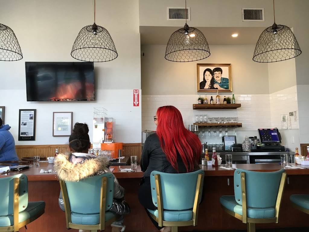 Breakfast At Tiffanys | restaurant | 2499 San Bruno Ave, San Francisco, CA 94134, USA | 4154688805 OR +1 415-468-8805