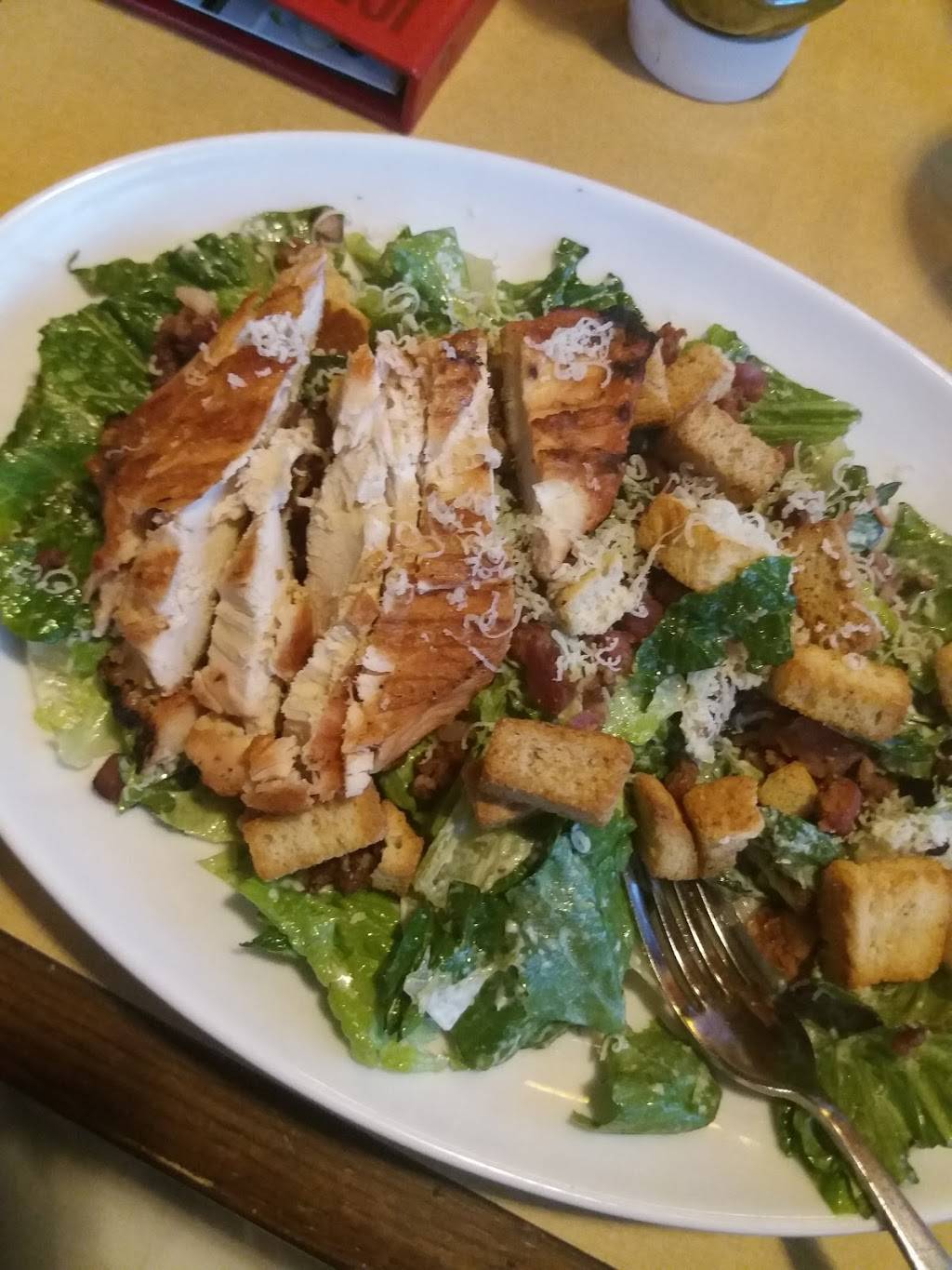 Boston Pizza | restaurant | 1400 Exmouth St, Sarnia, ON N7S 3X9, Canada | 5195427500 OR +1 519-542-7500