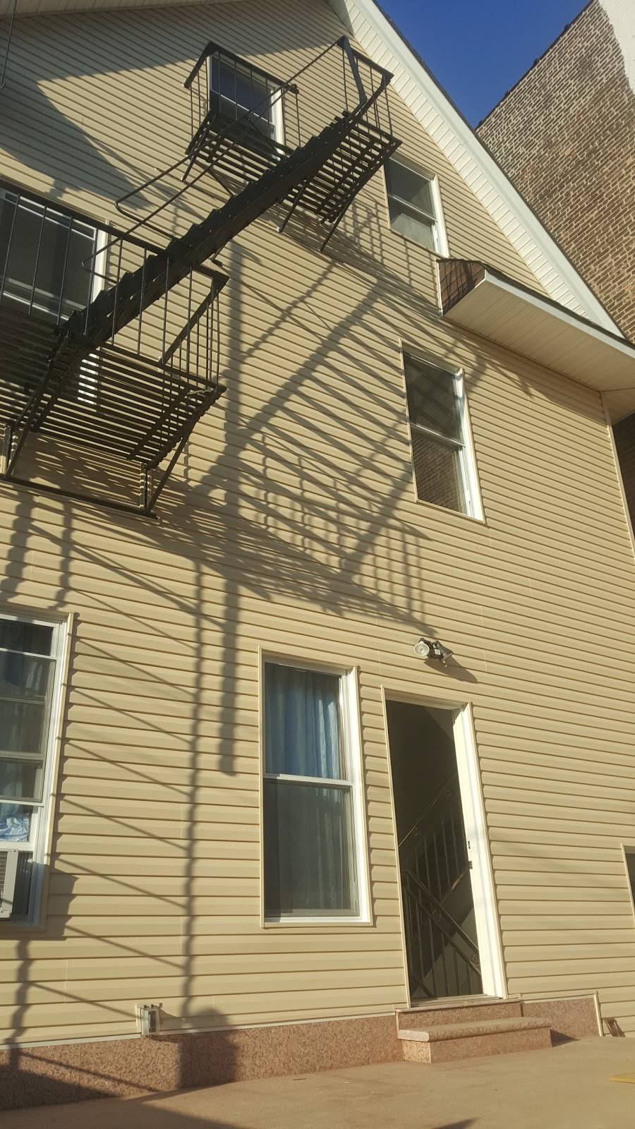 Dragon Garden of Suki Huang | restaurant | 8024 18th Ave, Brooklyn, NY 11214, USA | 7182348288 OR +1 718-234-8288