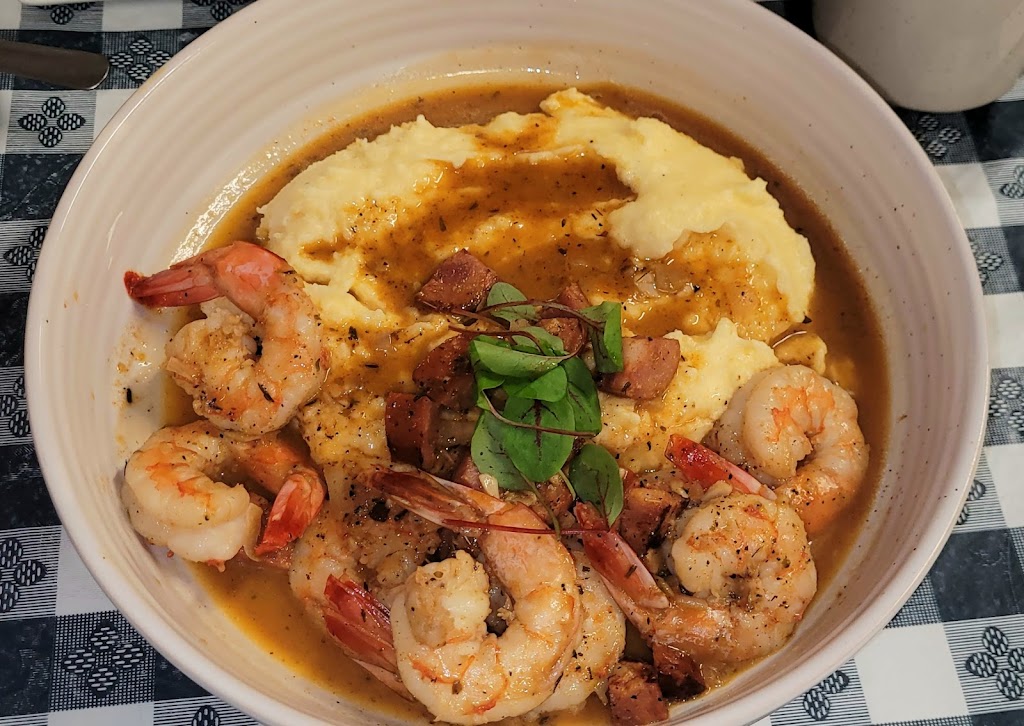 Zeke & Lizzy’s Seafood and Steakhouse | restaurant | 404 S 7th St, Heber Springs, AR 72543, USA | 5013653300 OR +1 501-365-3300