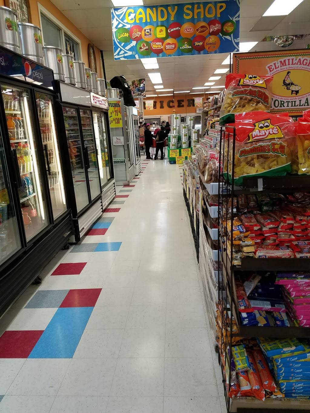 La Plaza Tapatia | restaurant | 4233 Shoppers Ln, Columbus, OH 43228, USA | 6142760333 OR +1 614-276-0333