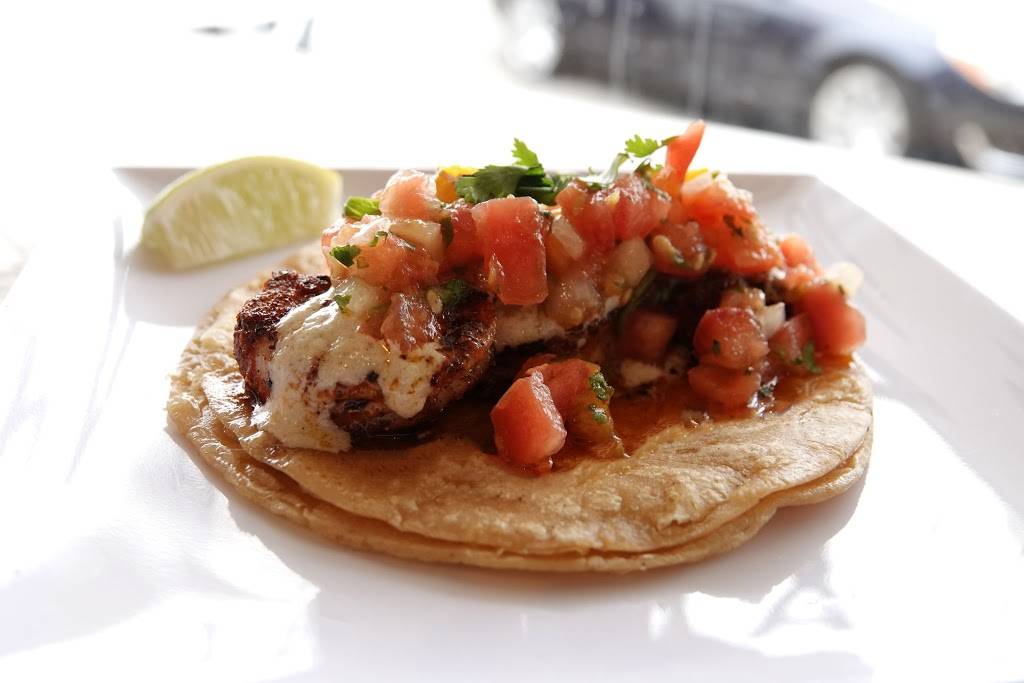 Taco Madre | restaurant | 113 W State St, Geneva, IL 60134, USA | 6302321600 OR +1 630-232-1600