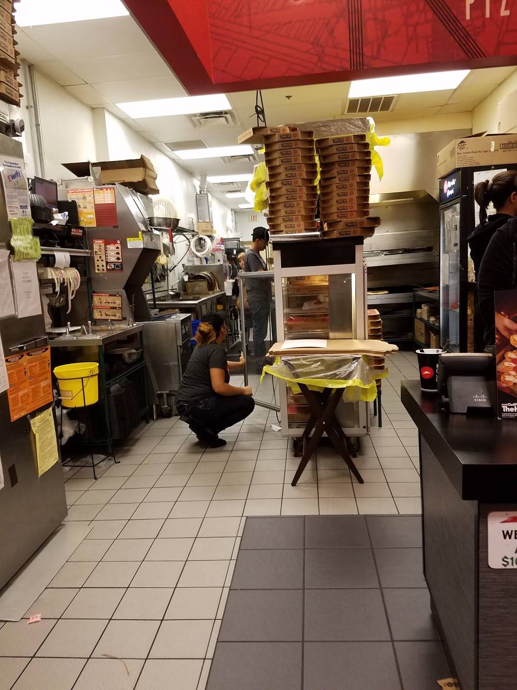 Pizza Hut | meal takeaway | 23244 SW 112th Ave, Princeton, FL 33032, USA | 3058300550 OR +1 305-830-0550