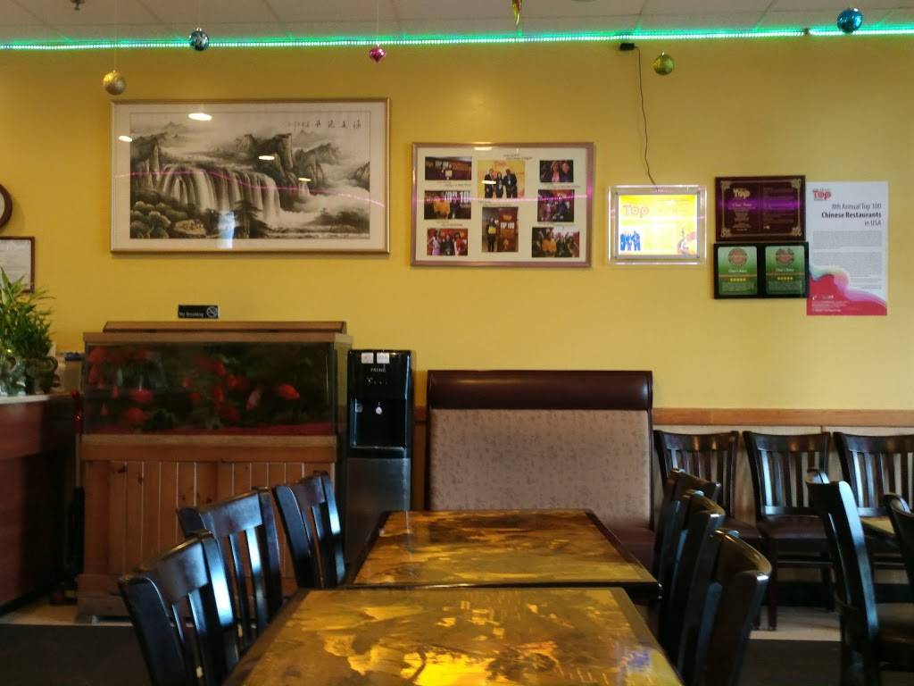 Chens Bistro | restaurant | 1923 63rd St # C, Kenosha, WI 53143, USA | 2626059733 OR +1 262-605-9733