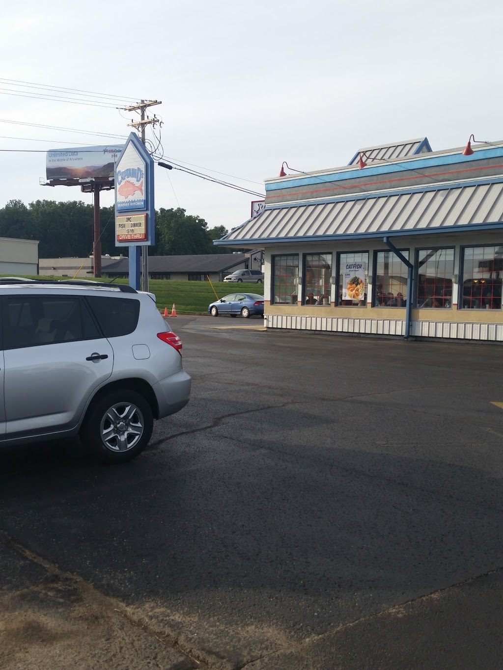 Captain Ds | restaurant | 1402 Preacher Roe Blvd, West Plains, MO 65775, USA | 4172572090 OR +1 417-257-2090