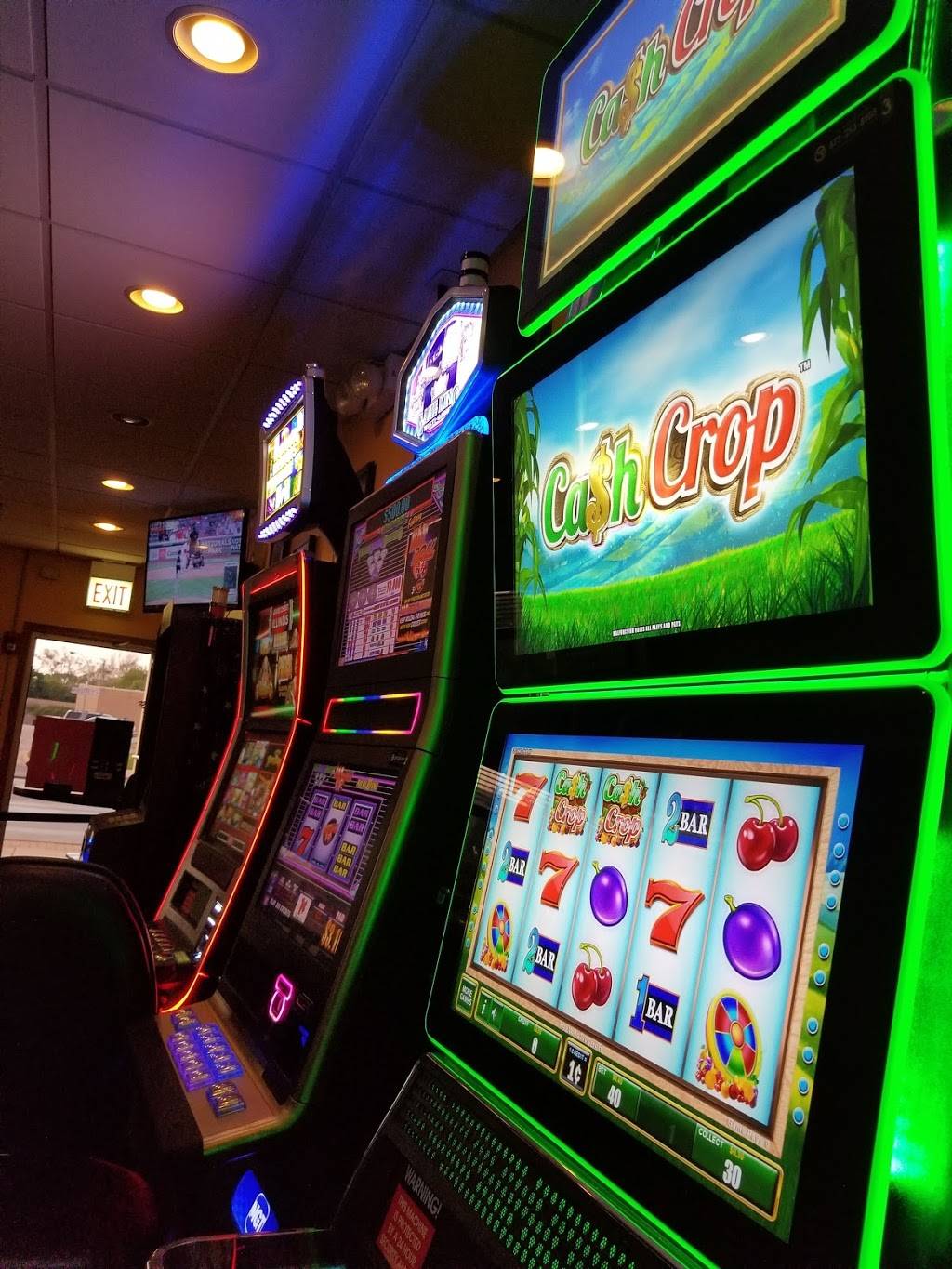 Annas Place | restaurant | 10261 Roosevelt Rd, Westchester, IL 60154, USA | 7083975100 OR +1 708-397-5100