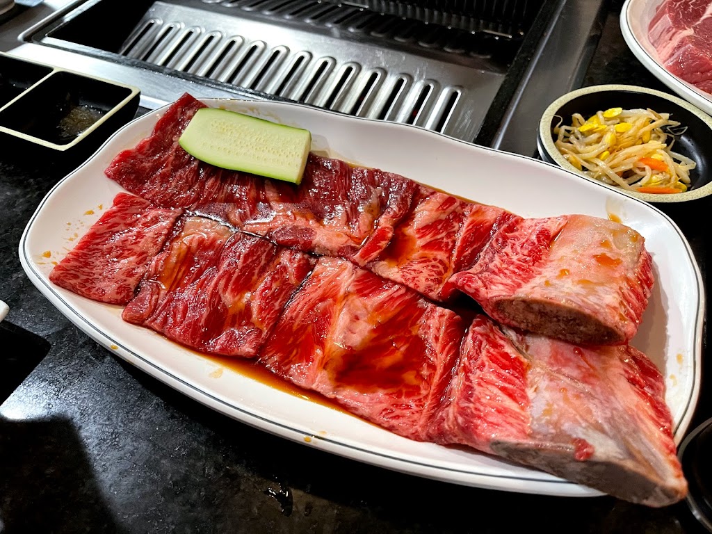 Chosun Korean BBQ 2 | restaurant | 7800 Shawnee Mission Pkwy, Overland Park, KS 66202, USA | 9137307800 OR +1 913-730-7800