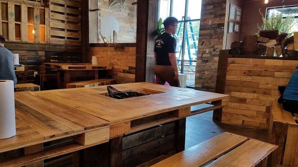 Blazin Cajun Seafood Restaurant | restaurant | 4500 Satellite Blvd #1180, Duluth, GA 30096, USA | 7706098148 OR +1 770-609-8148