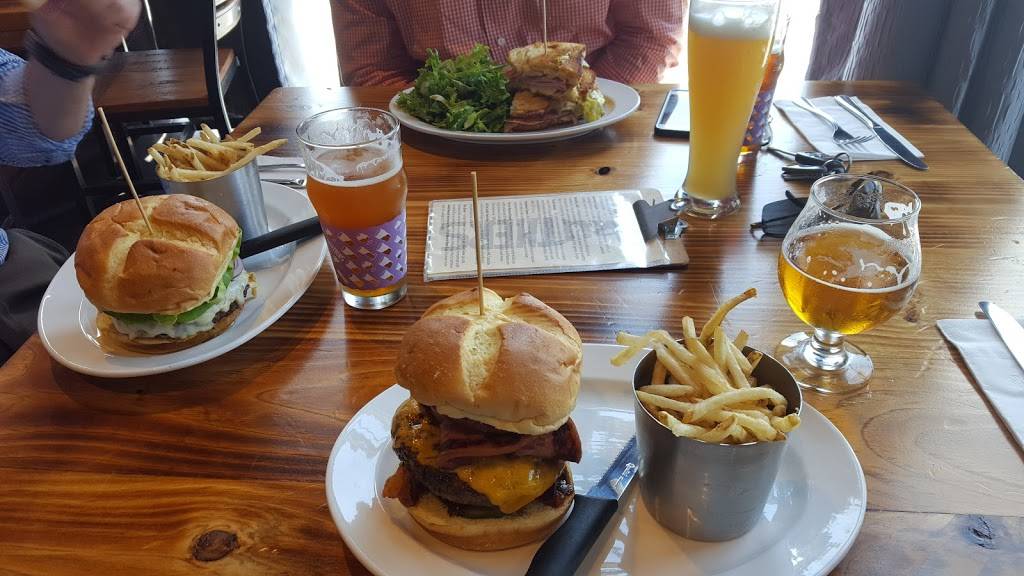 Druthers Brewing Company | restaurant | 221 Harborside Dr, Schenectady, NY 12305, USA | 5183578640 OR +1 518-357-8640