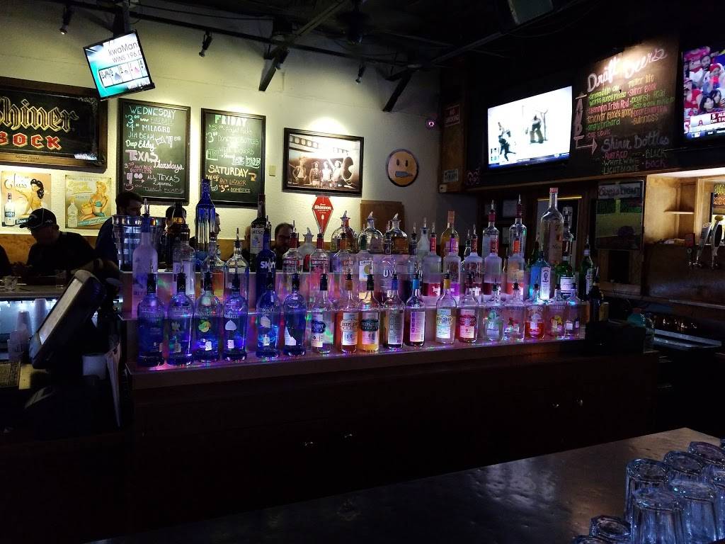 Tornado Alley Pub and Grill | night club | 359 Lake Park Rd, Lewisville, TX 75057, USA | 9722212600 OR +1 972-221-2600