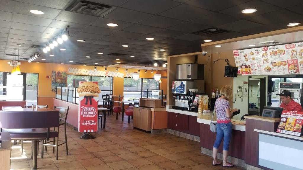 KFC | restaurant | 6708 W Deer Valley Rd, Glendale, AZ 85310, USA | 6235373560 OR +1 623-537-3560