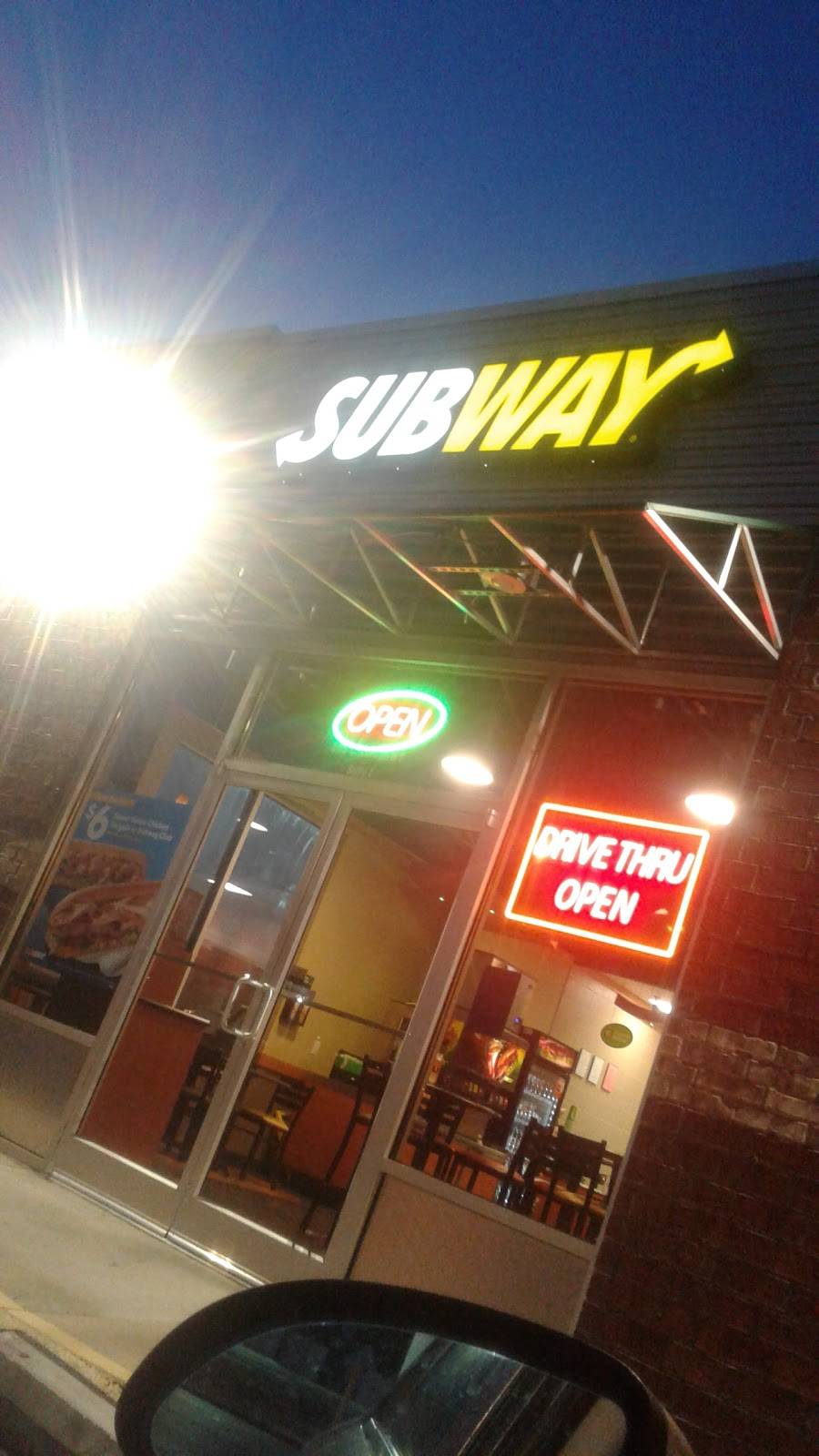 Subway | restaurant | 203 E Kings Hwy, Paragould, AR 72450, USA | 8702400010 OR +1 870-240-0010