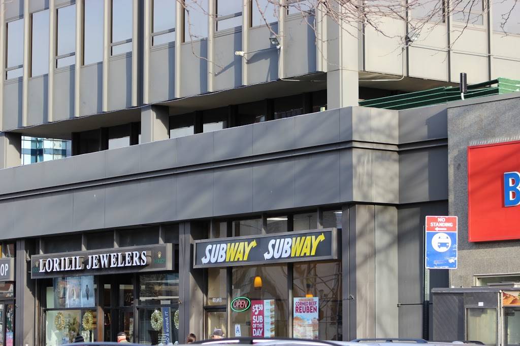 Subway Restaurants | restaurant | 107-28 Continental Ave, Forest Hills, NY 11375, USA | 7182680315 OR +1 718-268-0315
