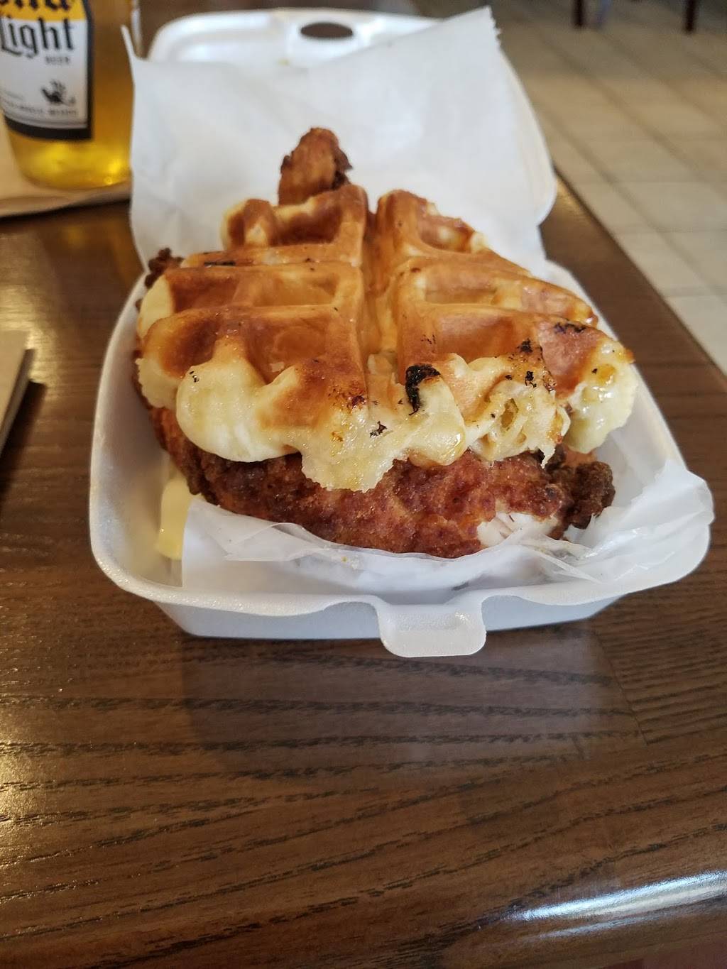 Cheeks Chicken & Waffles | restaurant | 1257 Main St, East Hartford, CT 06108, USA | 8602828980 OR +1 860-282-8980