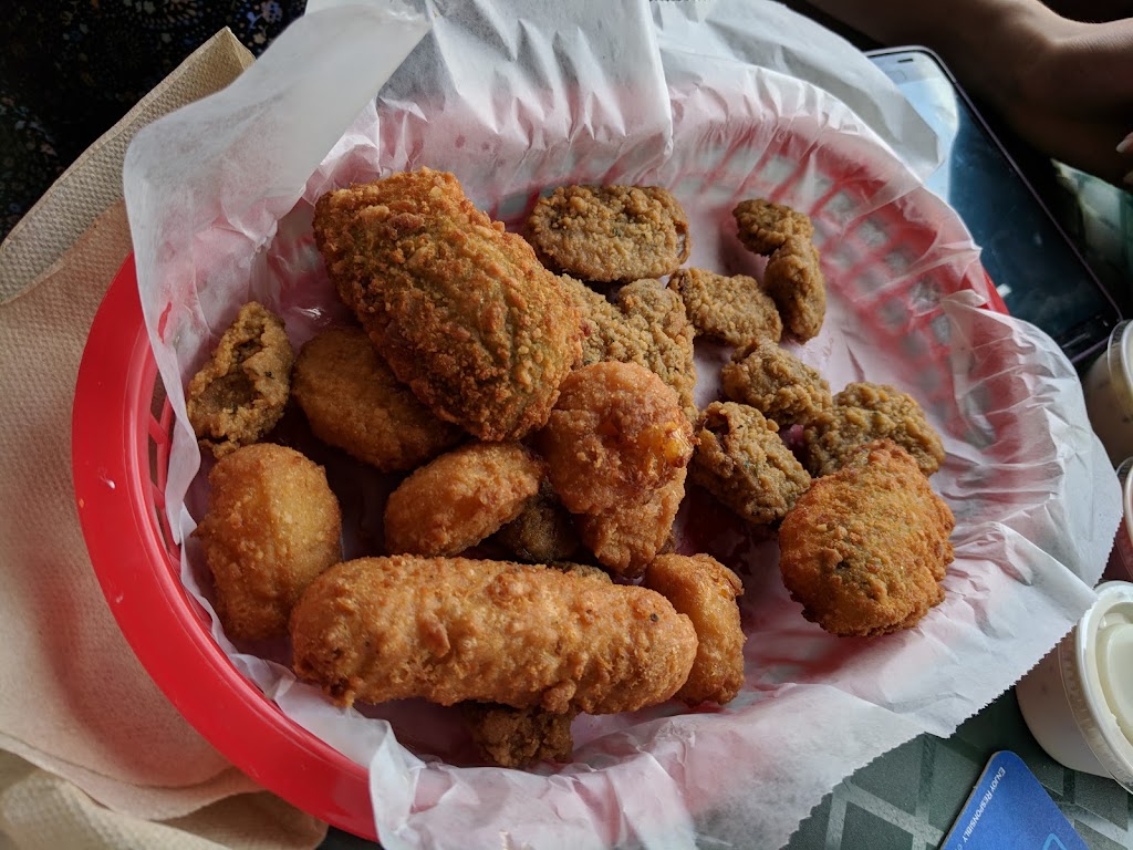 Hub Staceys | restaurant | 312 E Government St, Pensacola, FL 32502, USA | 8504691001 OR +1 850-469-1001