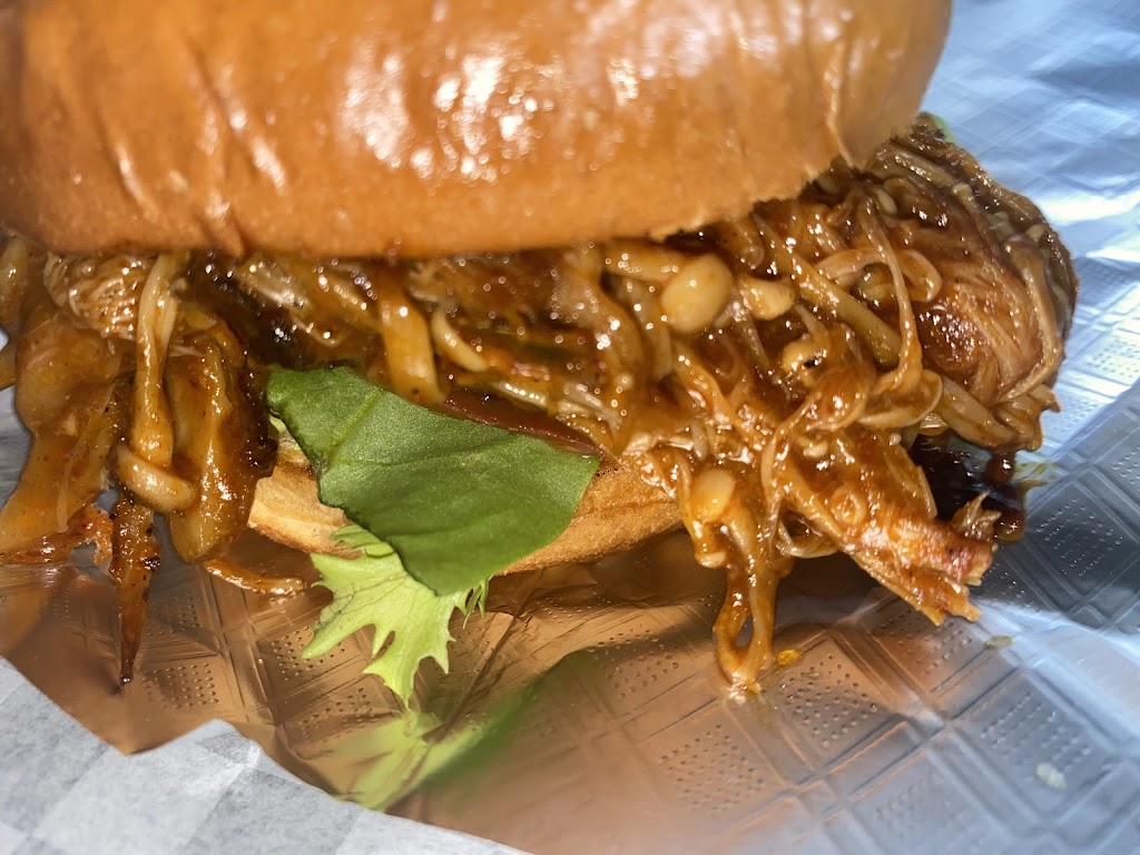 Planet Vegan | restaurant | 1114 Aldine Bender Rd, Houston, TX 77032, USA | 8323641508 OR +1 832-364-1508