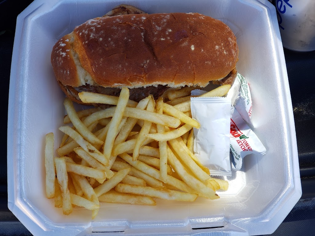 Lamont Dairy Sweet | restaurant | 320 Washburn Ave, Lamont, IA 50650, USA | 5639242432 OR +1 563-924-2432