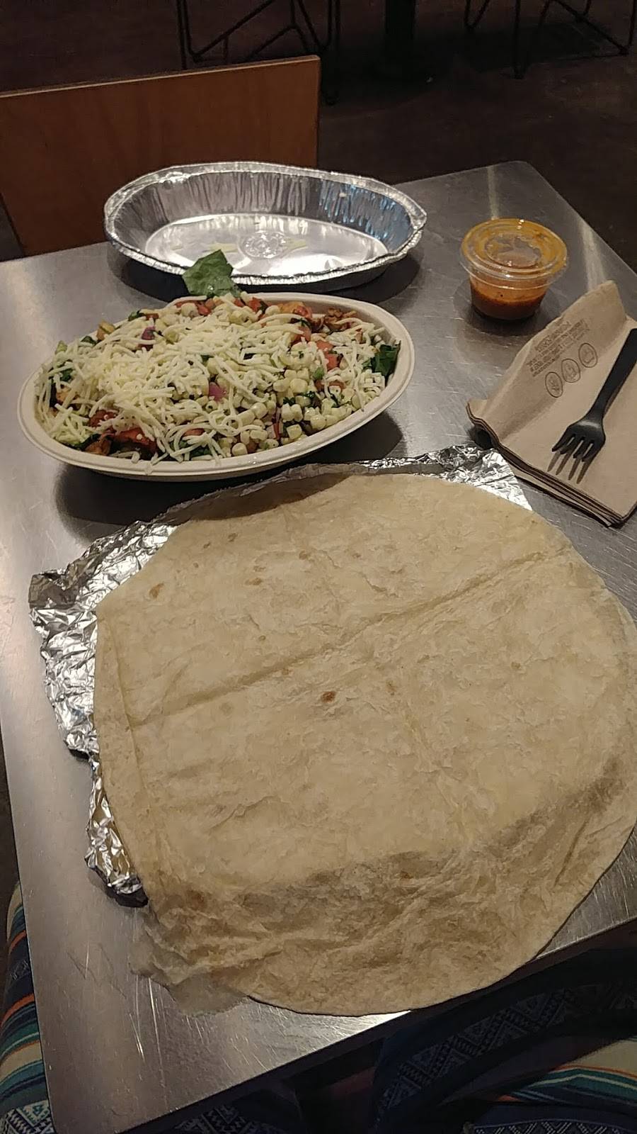 Chipotle Mexican Grill | restaurant | 1439 Pacific Coast Hwy, Hermosa Beach, CA 90254, USA | 3103741612 OR +1 310-374-1612